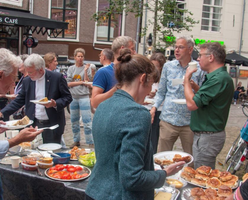 zo 23 augustus 2026 om 13.00  Kennismakingslunch